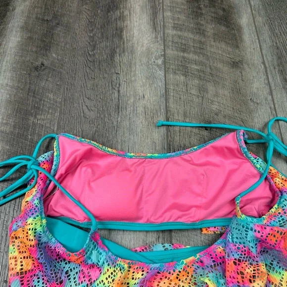 VS Rainbow Flounce Swim‎ Top - Picture 3 of 11